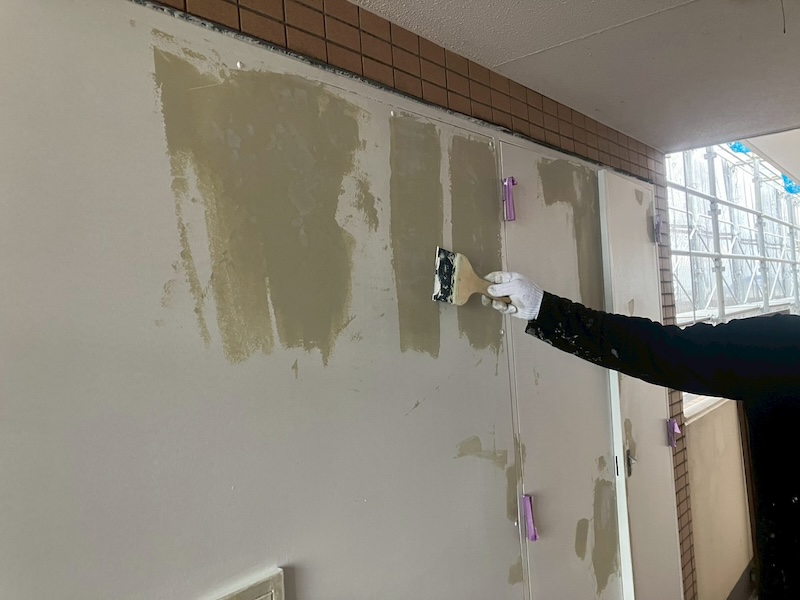 神奈川県厚木市 マンション大規模改修工事 外装タイル打診検査・PS下地処理・塗装を実施しました