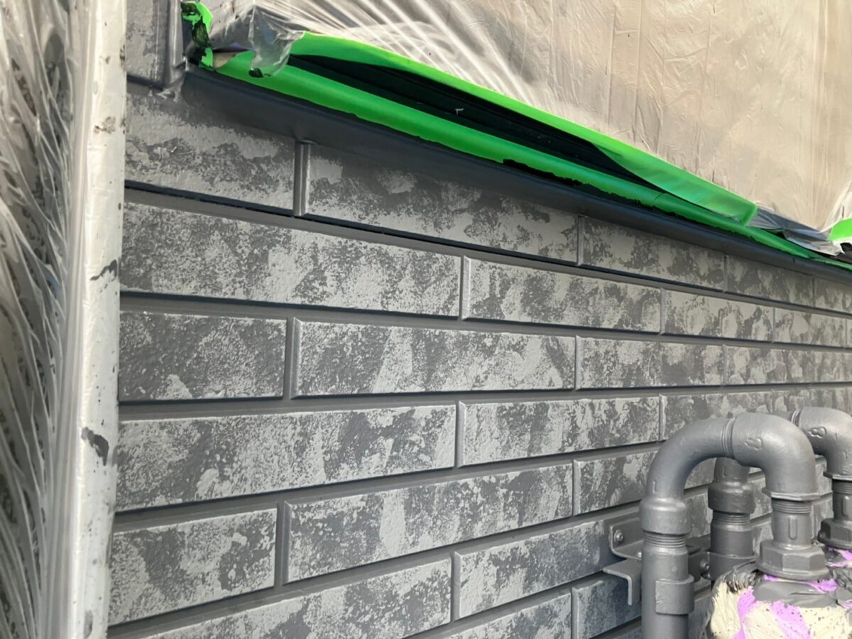 神奈川県厚木市　外壁塗装工事　窯業系サイディングにおすすめ！WB多彩仕上げ工法