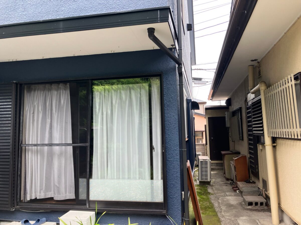 神奈川県相模原市　屋根・外壁塗装工事　雨樋とベランダ下のメンテナンスについて