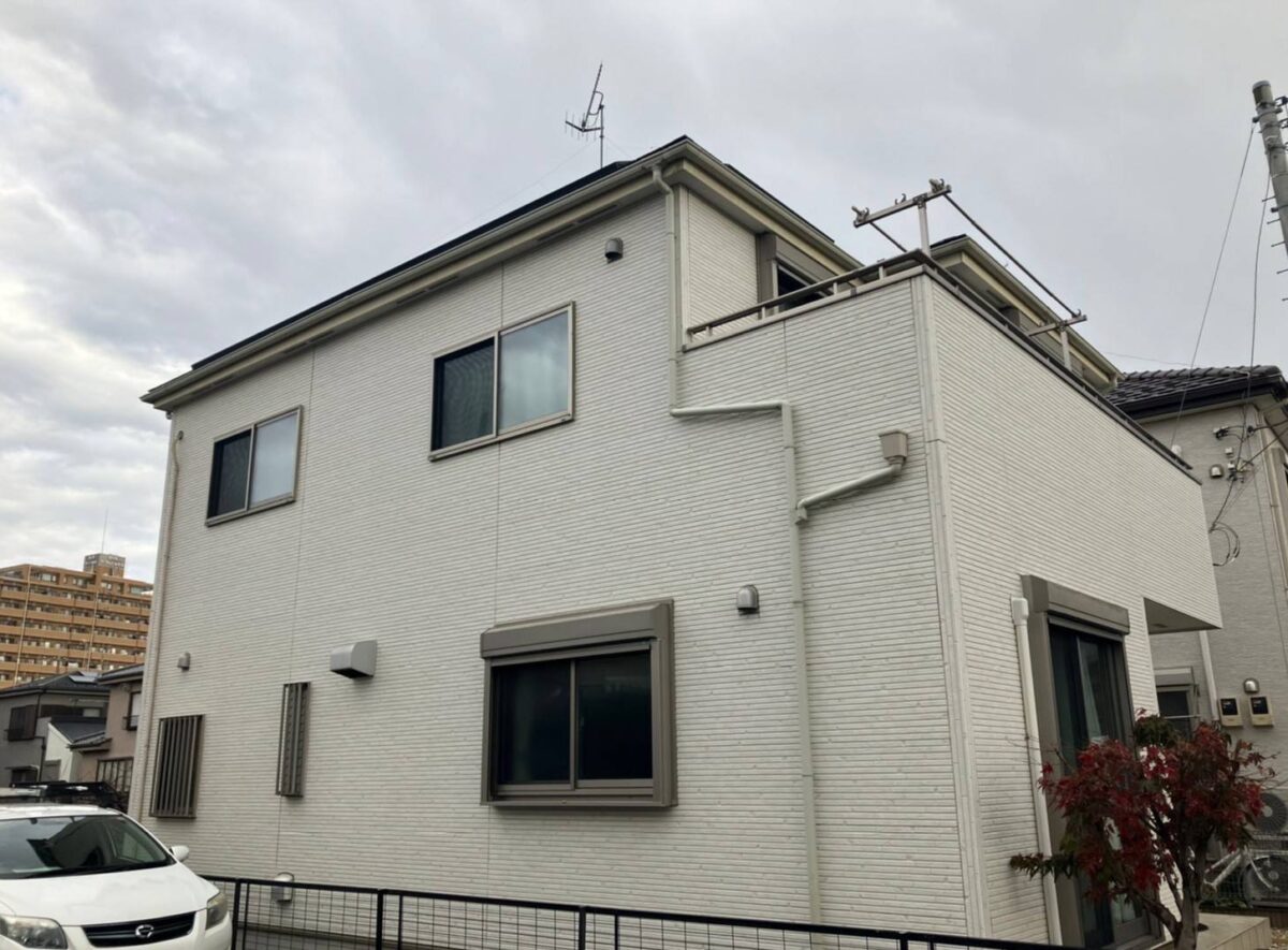 神奈川県厚木市　N様邸　屋根・外壁塗装工事　施工前　塗装が必要なサイン