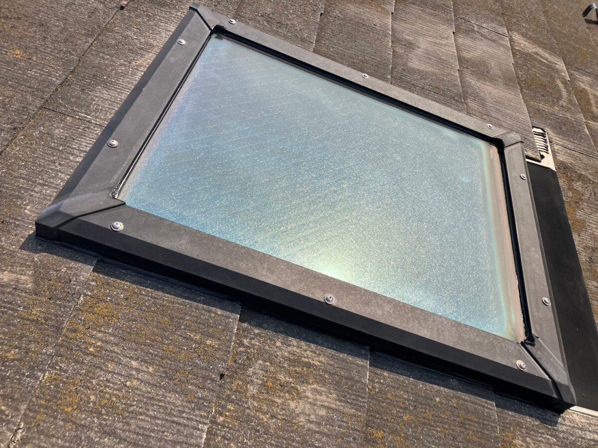 神奈川県厚木市　外壁塗装工事　天窓とは？メンテナンスの注意点