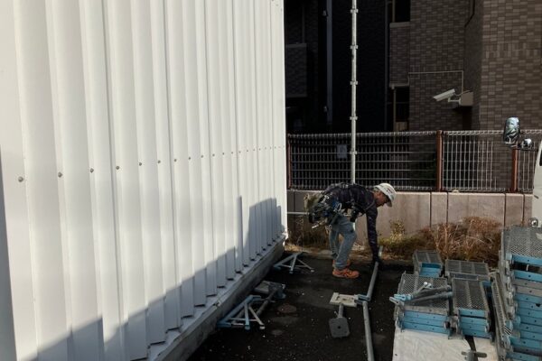 神奈川県厚木市　外壁塗装工事　足場の設置スペースと作業時間について