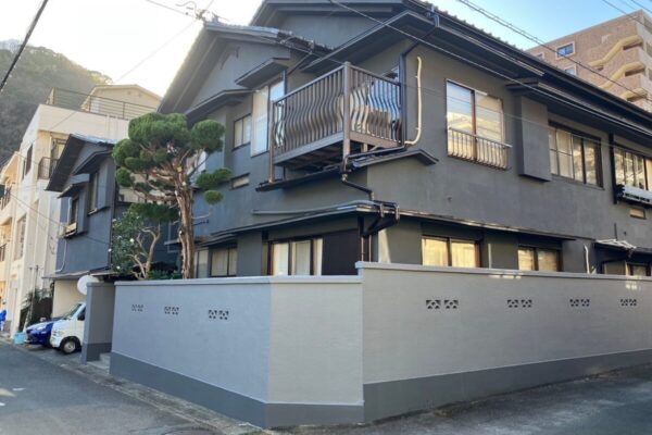 神奈川県足柄下郡湯河原町　旅館　屋根塗装・外壁塗装工事　施工前と施工後