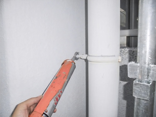 雨樋修理はDIYできる？可能な修理と注意点について解説