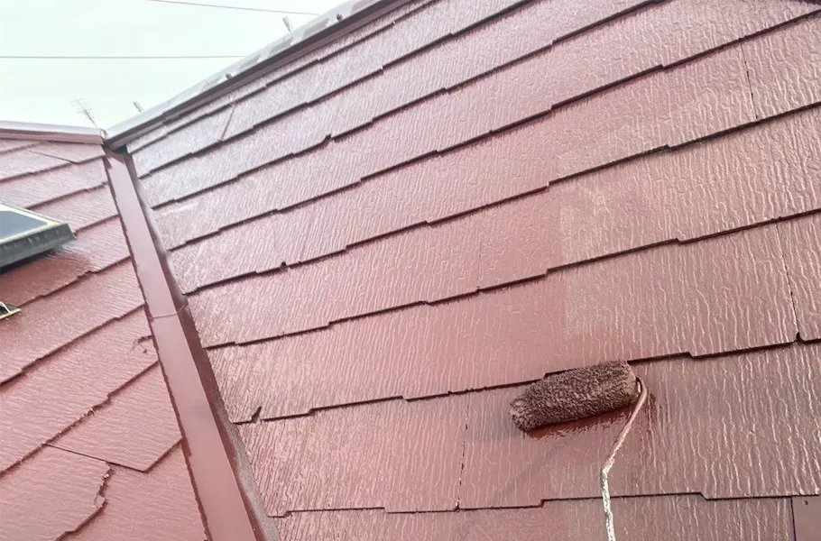 屋根塗装を行う上で外せない下地処理の重要性について解説！