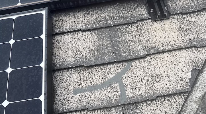 屋根塗装を行う上で外せない下地処理の重要性について解説！