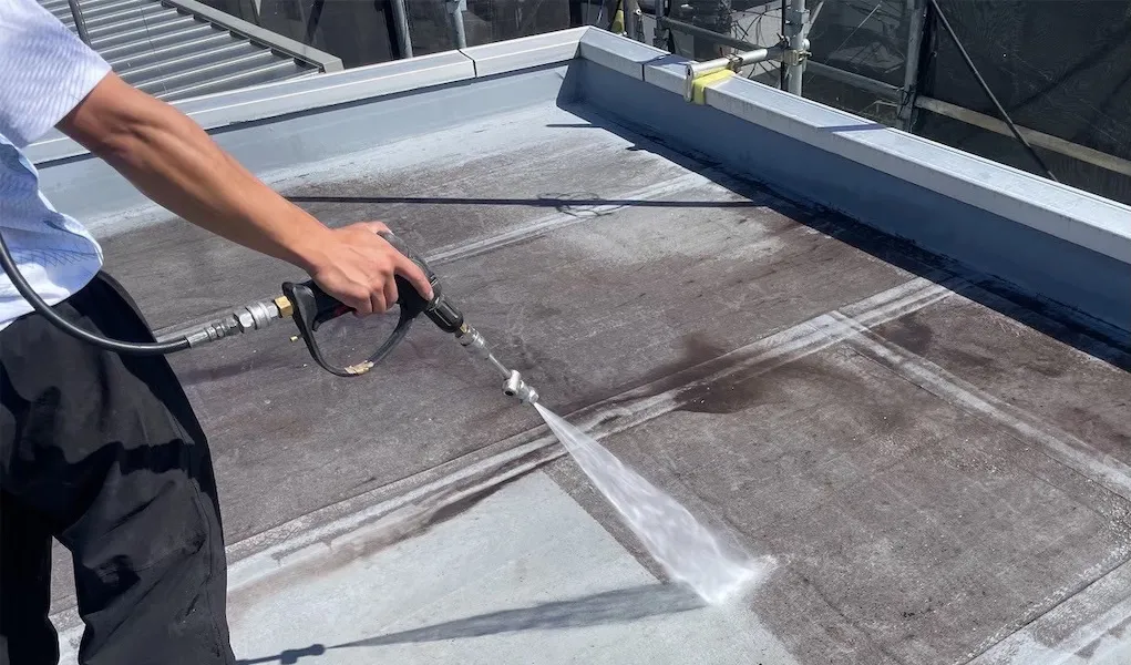 屋上・陸屋根の防水工事とは？防水工事の種類について