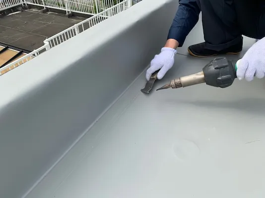 屋上・陸屋根の防水工事とは？防水工事の種類について