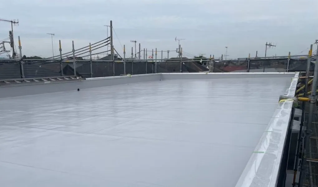 屋上・陸屋根の防水工事とは？防水工事の種類について